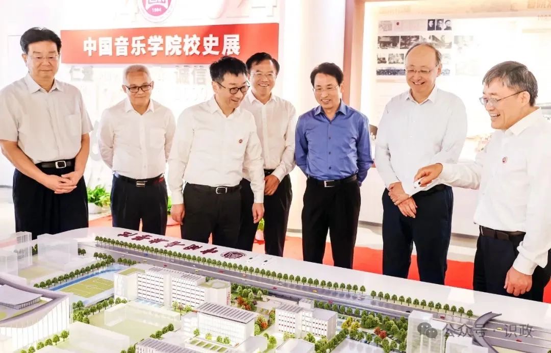 4637e433725e48a1b98a40202bb5e167.jpg 4637e433725e48a1b98a40202bb5e167.jpg